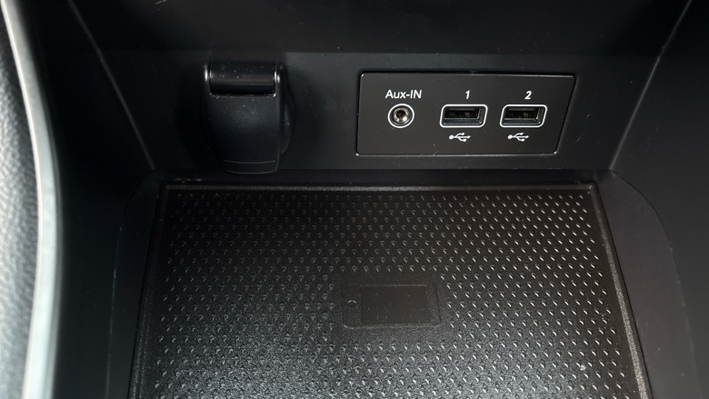 Renault Captur 1.3 TCE 130 BOSE Launch Edition 5dr Petrol Hatchback